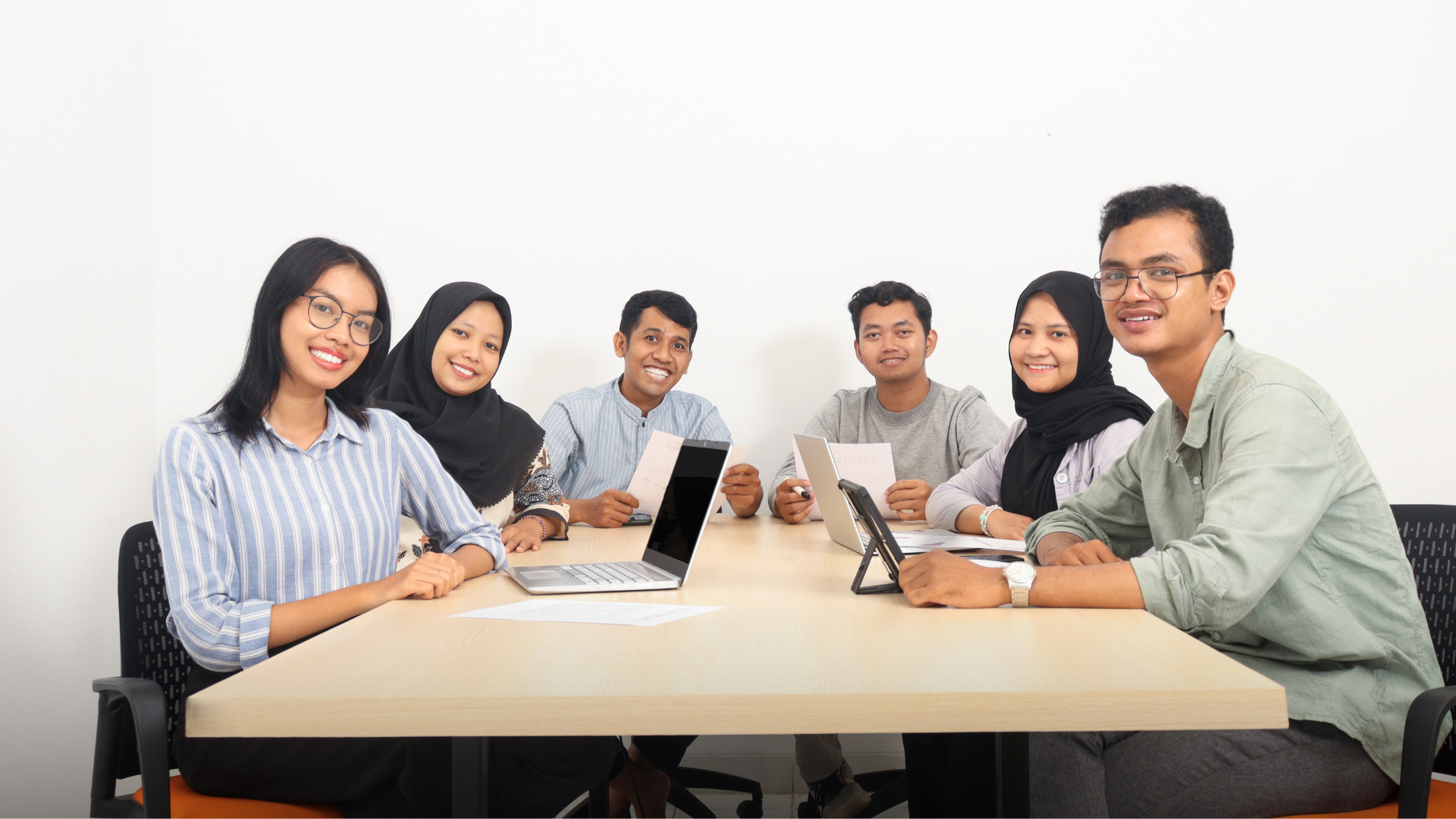 DigiGraam digital marketing service provider team offering internet marketing, SEO services, social media marketing, and business strategy for local brands in Baraut